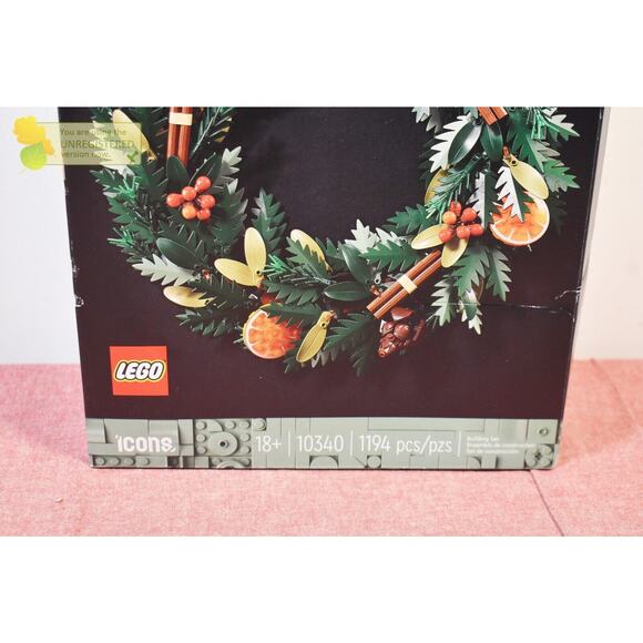LEGO Icons Wreath-Making Kit and Holiday Garland 10340 - Picture 2 of 6